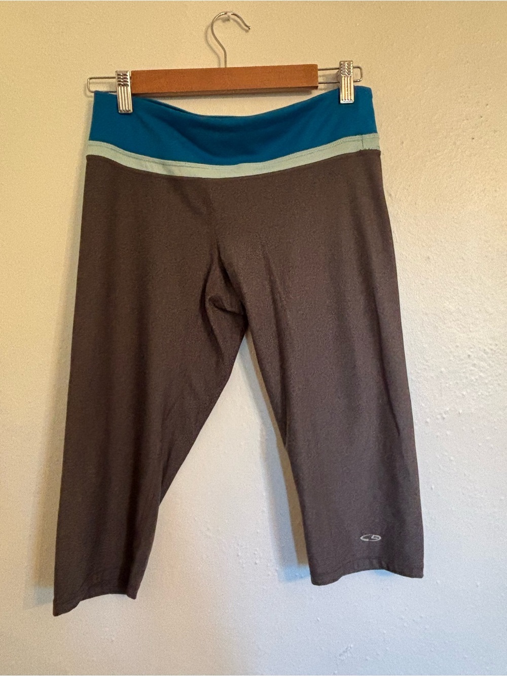 Capri Leggings with Teal Waistband